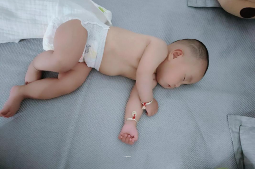安溪怀孕多久会显肚子